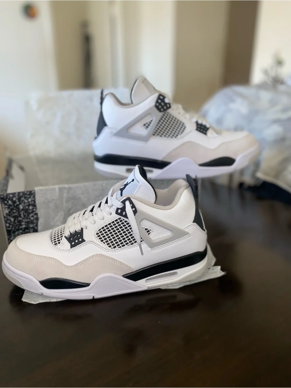 Jordan Men's White and Black Retro 4 Sneakers